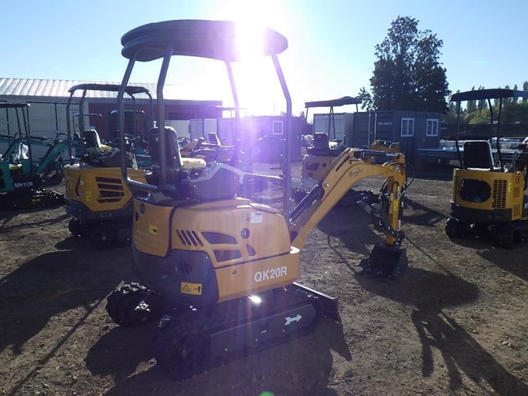 2025-cfg-qk20r-hydraulic-excavator-image-3