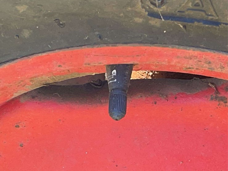 minneapolis-moline-ztu-image-11