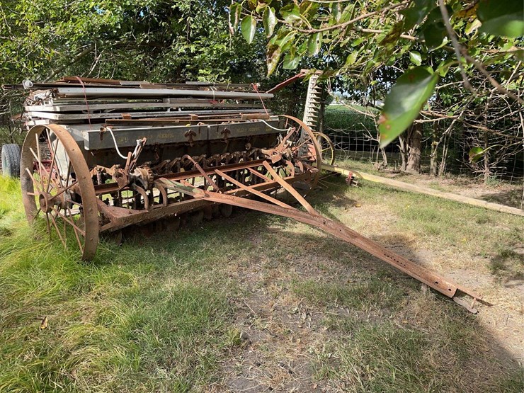 minneapolis-moline-8ft-drill-image-7