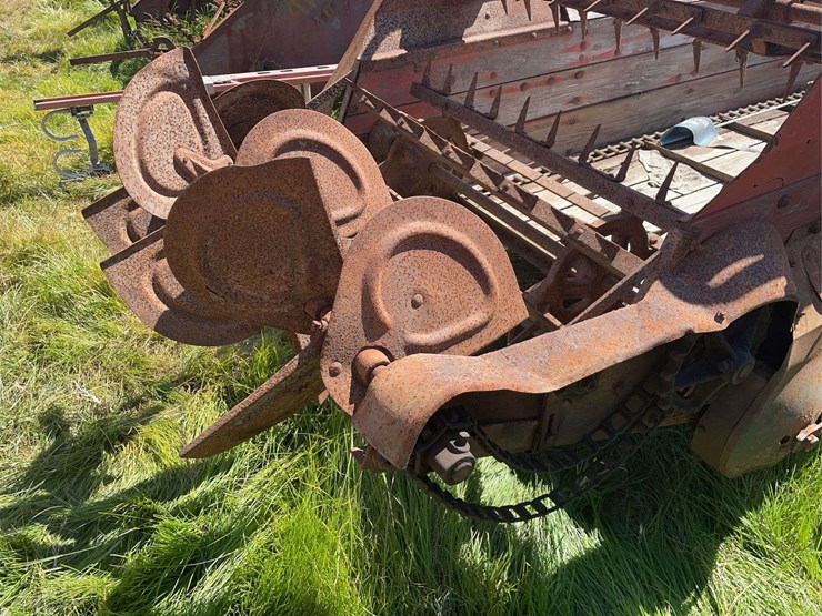 new-idea-manure-spreader-image-27