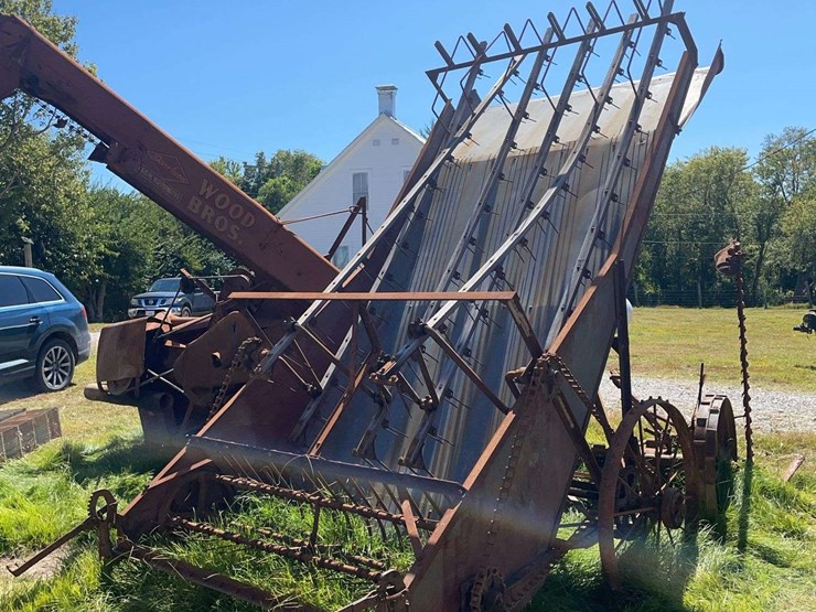 avery-hayhawk-hay-loader-image-3