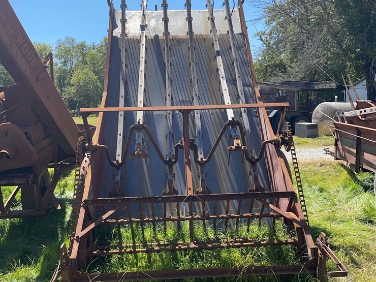 avery-hayhawk-hay-loader-image-2