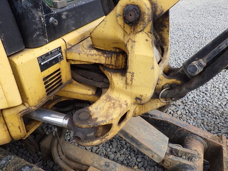 2010-caterpillar-303c-cr-image-16