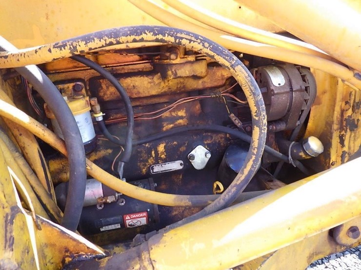 john-deere-8-image-42