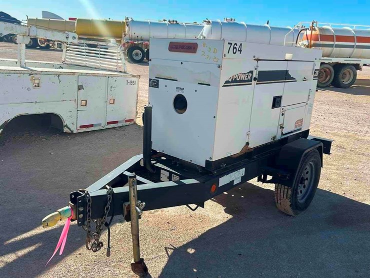 2009-multiquip-25kw-generator-image-1