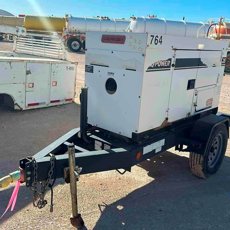 2009 MULTIQUIP 25KW GENERATOR