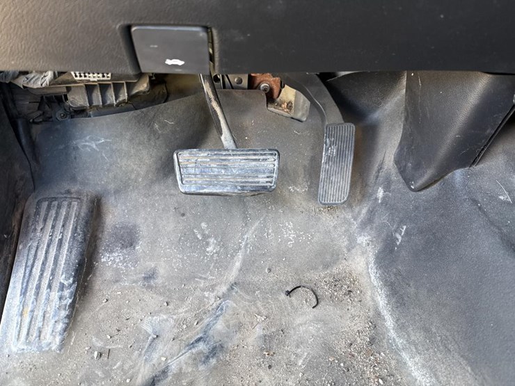 2015-chevrolet-tahoe-image-45