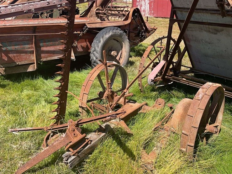 horse-drawn-sickle-mower-image-1