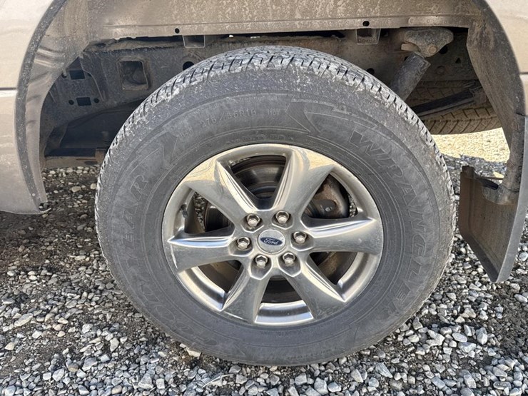 2020-ford-f150-xlt-image-47