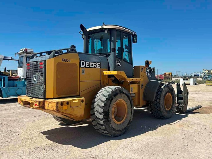 2012-deere-624k-image-4