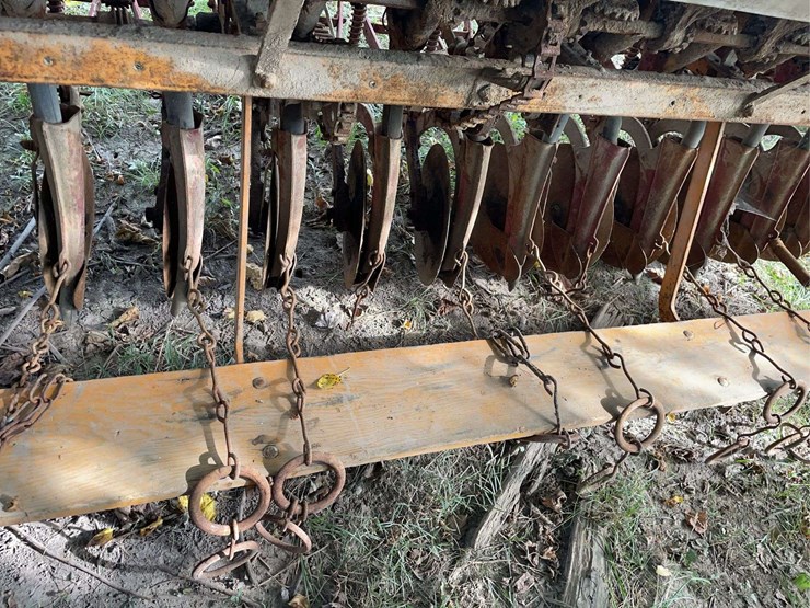 minneapolis-moline-8ft-grain-drill-image-25