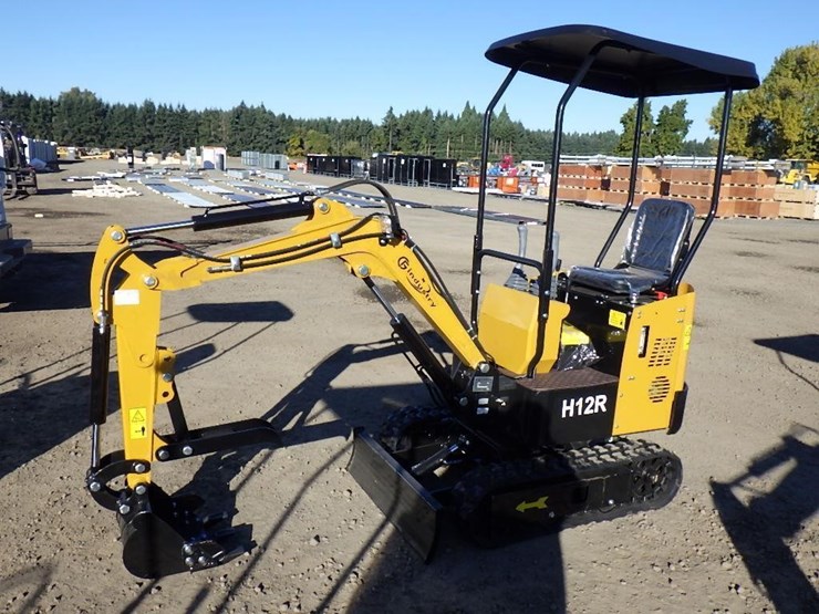 2025-cfg-h12r-hydraulic-excavator-image-1