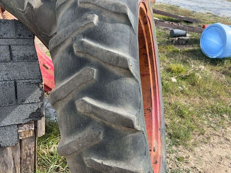 (2)-rear-tractor-tires-image-5