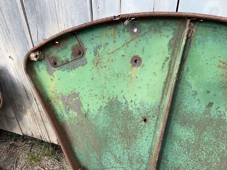 (2)-oliver-fenders-image-8