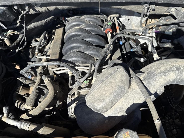 2020-ford-f150-xlt-image-13