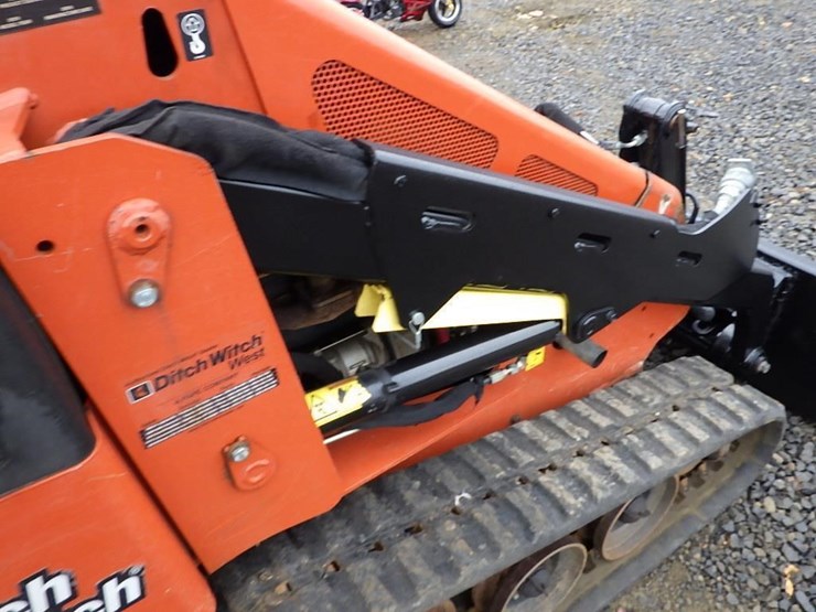 ditch-witch-sk800-image-15