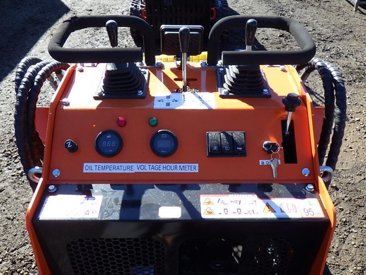 2025-mms-36c-skid-steer-tracked-loader-image-12
