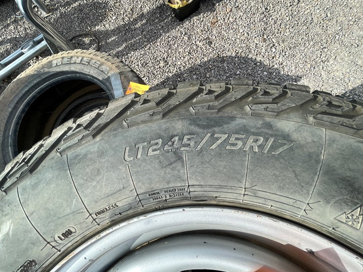 #1170-•-tires-(offsite-in-la-union,-nm)-image-2