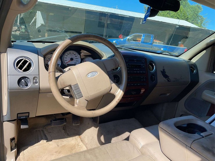 2005-ford-f150-image-40