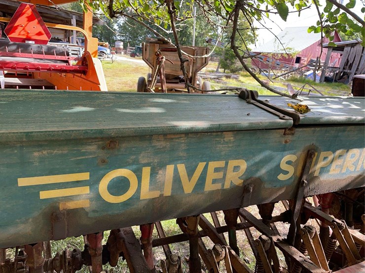 oliver-8ft-grain-drill-image-21