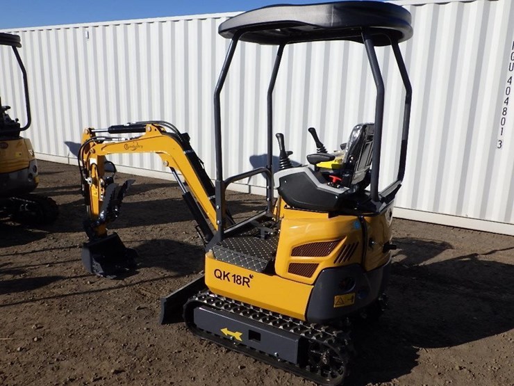 2025-cfg-qk18r-hydraulic-excavator-image-2