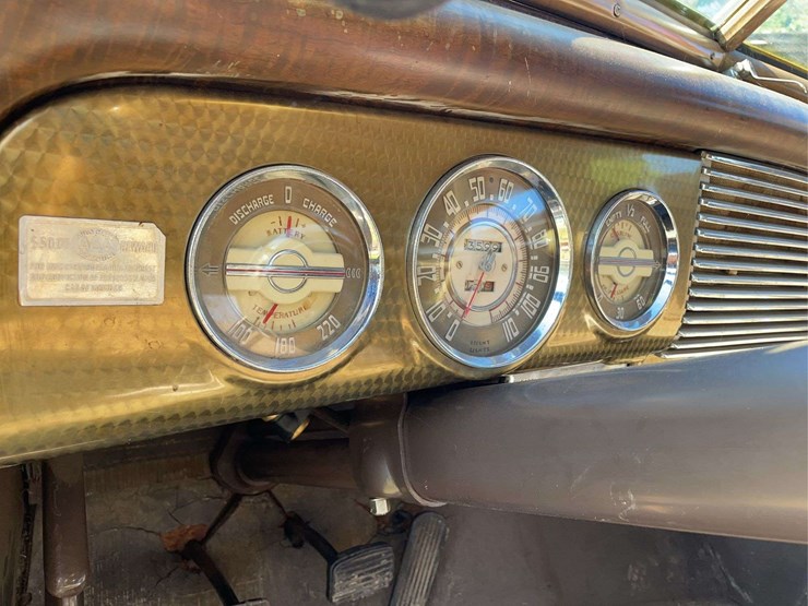 1940-buick-eight-special-image-47