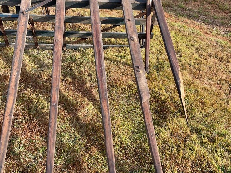 wooden-hay-loader-image-11