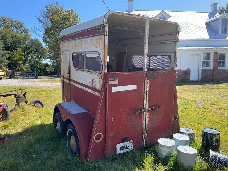 turnbow-horse-trailer-image-3