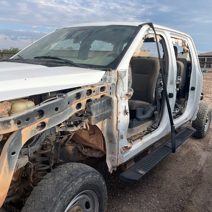 #1113 • Parts Truck (No Title) (Offsite in La Union, NM)