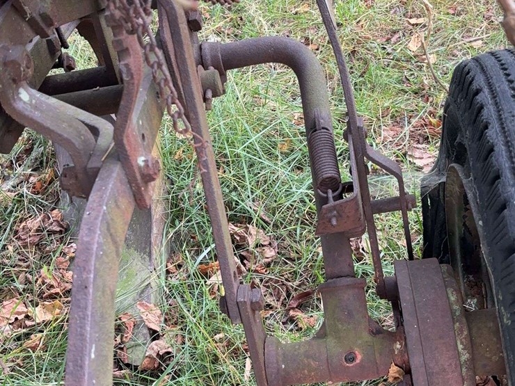 1-bottom-plow-image-11