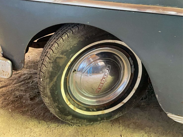 1949-dodge-coronet-image-17