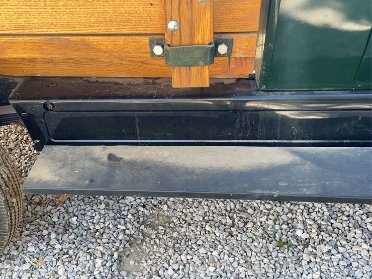 chevrolet-stake-bed-truck-image-33