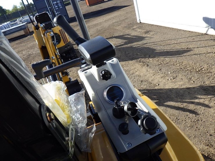 2025-cfg-qk20r-hydraulic-excavator-image-19
