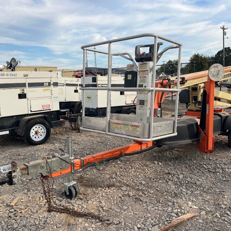 2018 JLG T350