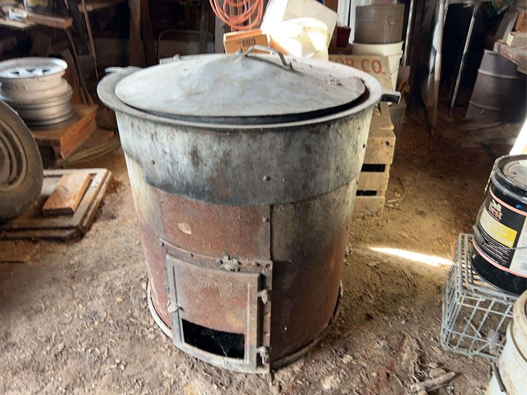 cast-iron-kettle-with-jacket-image-1