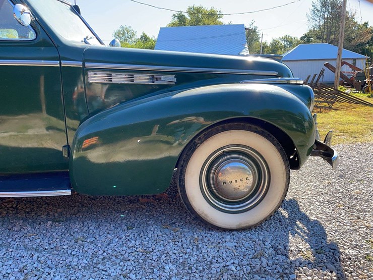 1940-buick-eight-special-image-32