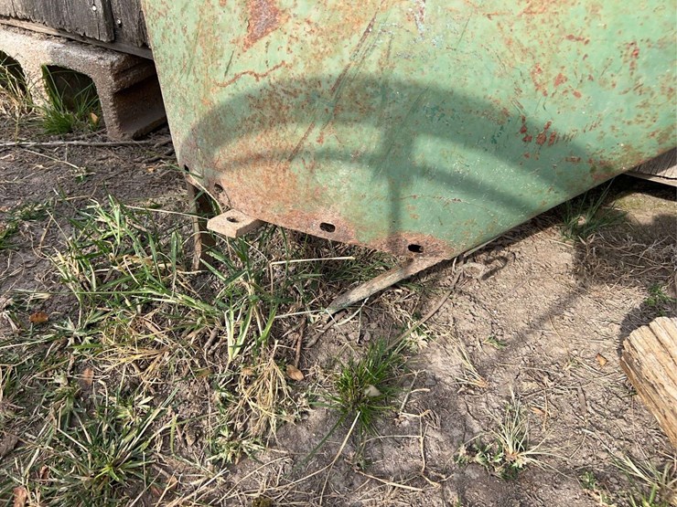 (2)-oliver-fenders-image-11