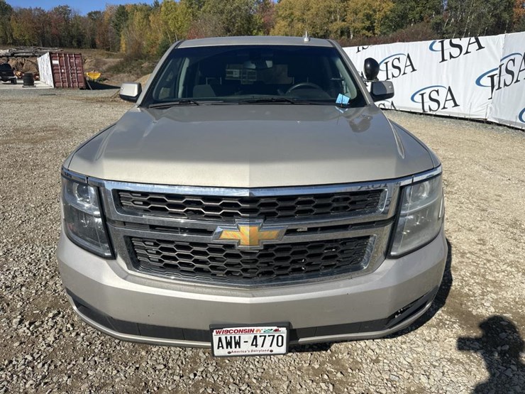 2015-chevrolet-tahoe-image-8