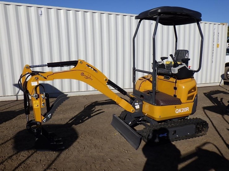 2025-cfg-qk20r-hydraulic-excavator-image-1