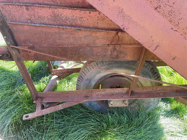 dearborn-1-row-corn-picker-image-32