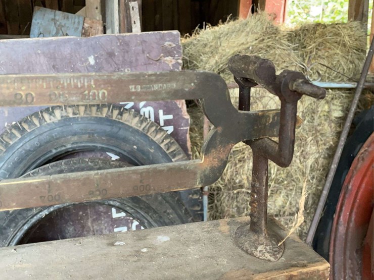 large-rolling-scale-image-21