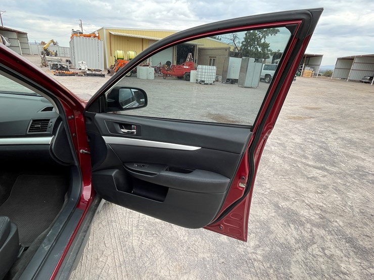 #500-•-2012-subaru-outback-(nm-title-in-delay)-image-76