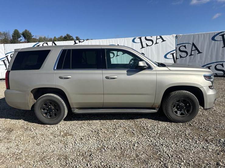 2015-chevrolet-tahoe-image-6