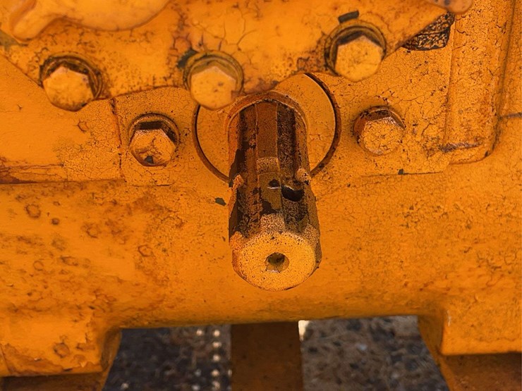 minneapolis-moline-445-image-61