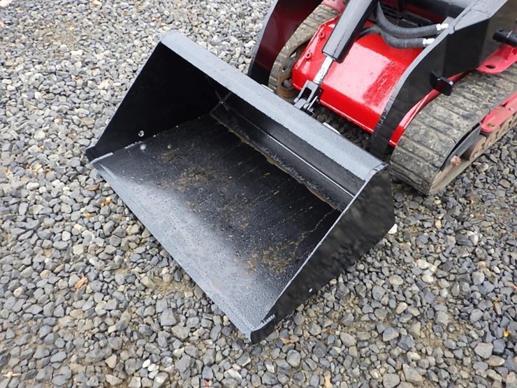 toro-skid-steer-tracked-loader-image-7