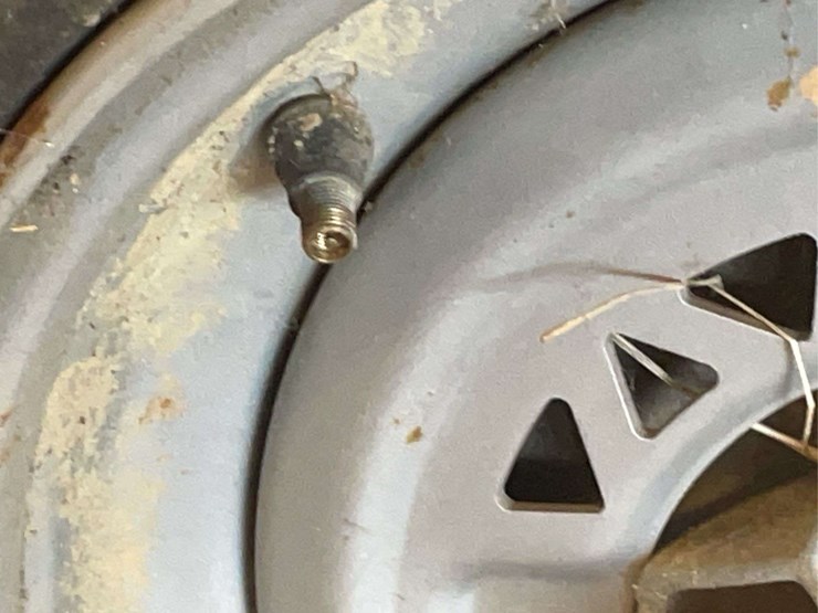 polaris-330-four-wheeler-image-19