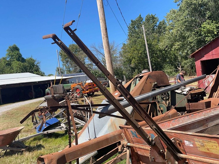 new-idea-manure-spreader-image-11