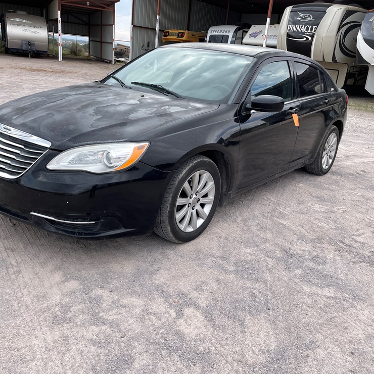 #511 • 2014 Chrysler 200 (Has AZ Title)