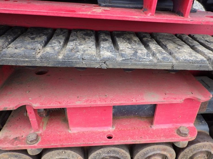 toro-skid-steer-tracked-loader-image-30