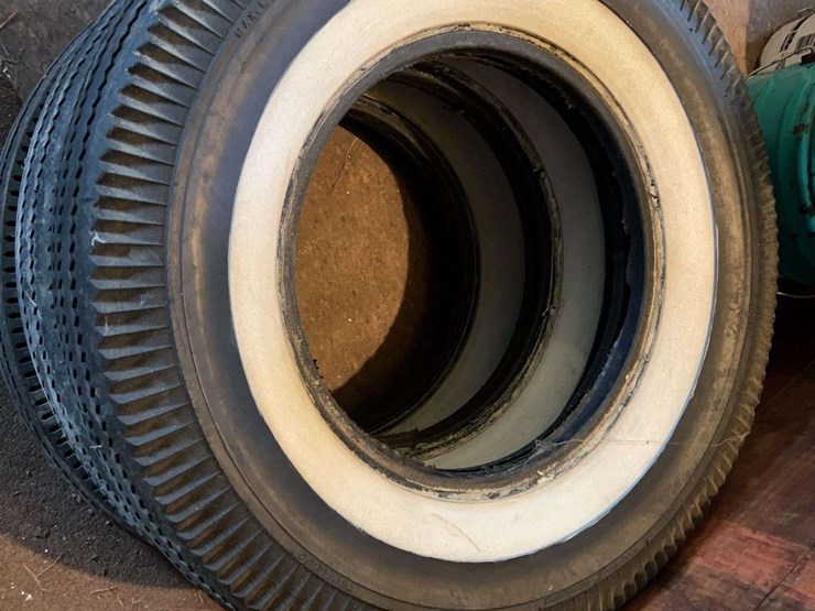 (4)-white-wall-car-tires-image-3